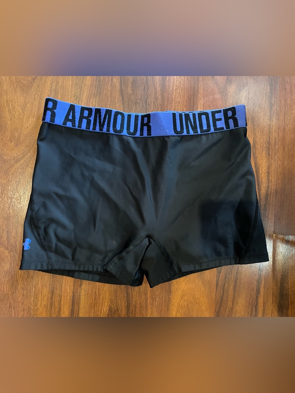 Under Armour Don’t know the size!